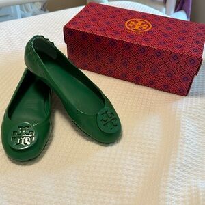 TORY BURCH MINNIE TRAVEL BALLET FLAT • SIZE 8
